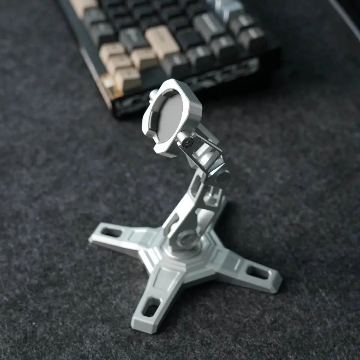 Apple Watch Charger Stand - Robotic Arm Metal Dock